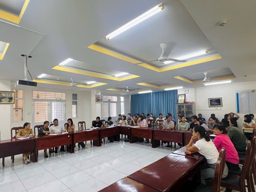 Họp HĐSP đầu năm học 2024 - 2025