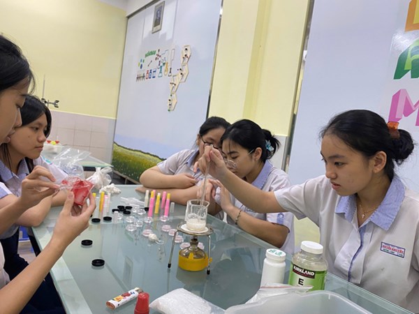 Thông báo về tham gia giải câu đố vui Hóa học