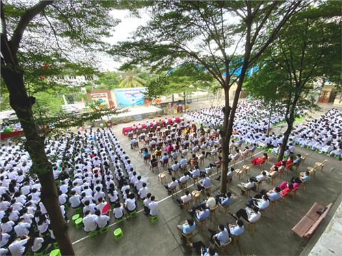 Hình học sinh năm học 2023 - 2024
