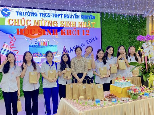 Sinh nhật nội trú tháng 5