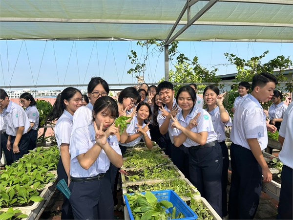 Hoạt động Câu lạc bộ Sinh học tháng 11
