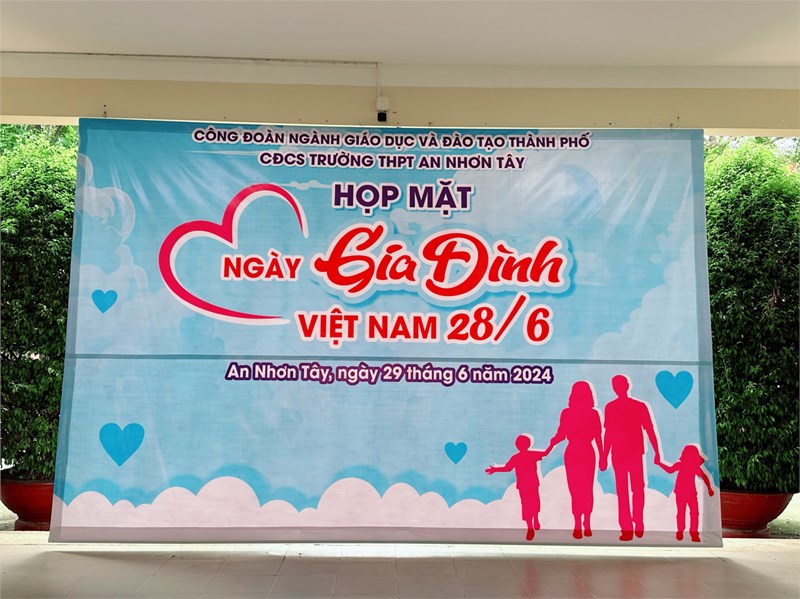 Họp mặt ngày gia đình việt nam 28-6-2024