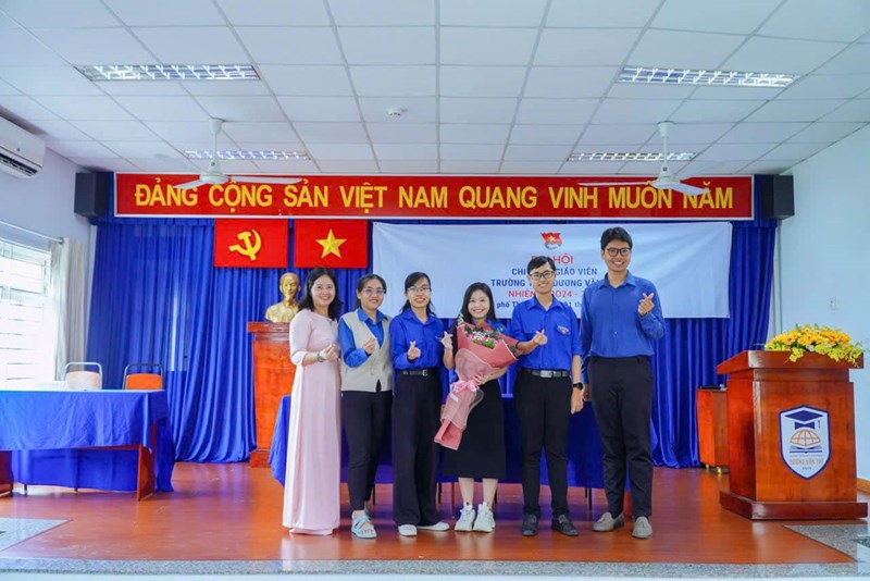 Đại hội chi đoàn giáo viên trường thpt dương văn thì - nhiệm kì 2024-2027