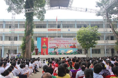 Tuyên truyền, tập huấn Công tác phòng cháy, chữa cháy và cứu nạn, cứu hộ tại trường THPT Hoàng Hoa Thám.