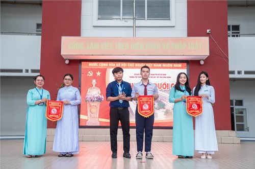 Sinh hoạt dưới cờ tuần 4 - HKI