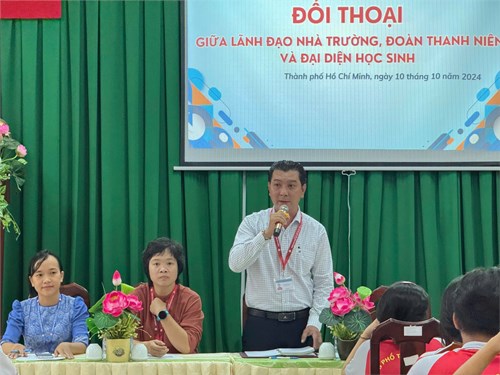Đối thoại giữa lãnh đạo nhà trường, đoàn thanh niên và đại diện học sinh