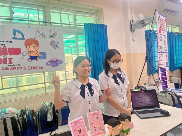 Góc nhìn đa chiều về các bệnh dịch phổ biến qua dự án báo cáo của học sinh 11A10