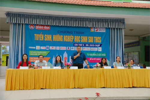 Trường THPT Nguyễn Hữu Cảnh tổ chức Chương trình tư vấn tuyển sinh, hướng nghiệp học sinh sau THCS năm học 2023-2024