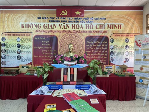 Tổ Lịch Sử - Phát huy Không gian văn hóa Hồ Chí Minh năm học 2023-2024