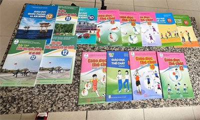 [Tổ Thể Chất-Quốc phòng AN] Gian hàng ngày hội chào đón HS K10