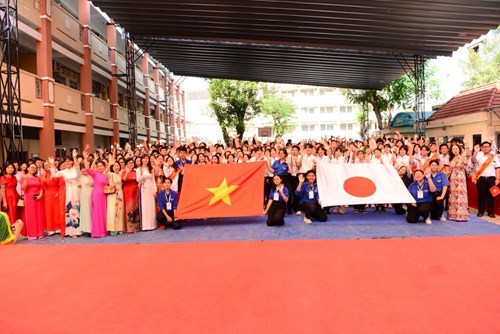 Giao lưu văn hoá Việt - Nhật giữa 2 trường: THPT Phan Đăng Lưu - THPT Fukusho