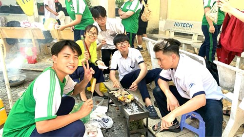 🎉🧧LỄ HỘI MÙA XUÂN 2024🧧🎉
Gian hàng ẩm thực - Trò chơi dân gian