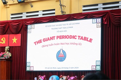 Ngoại khóa tổ Hóa: THE GIANT PERIODIC TABLE