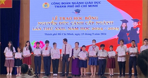 Lễ trao Học bổng Nguyễn Đức Cảnh lần thứ XXII cấp Ngành năm học 2024 – 2025