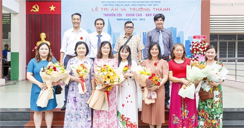 Lễ Tri ân và Trưởng thành cho học sinh lớp 12 - Niên khoá 2021-2024