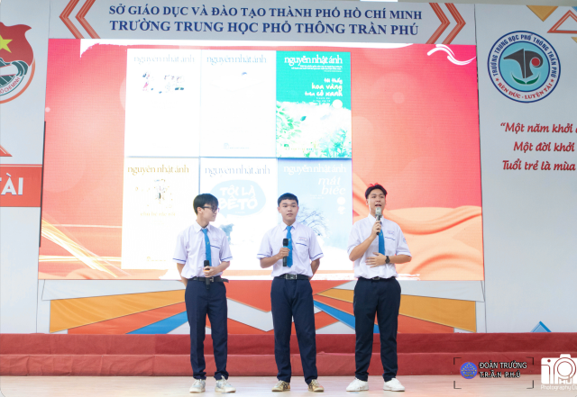 Chương trình giới thiệu thư viện và văn hóa đọc sách với chủ đề:  Bạn là những gì bạn đọc 