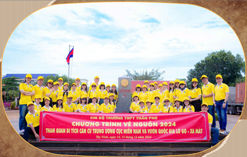 Chi bộ trường THPT Trần Phú tổ chức hoạt động về nguồn năm 2024