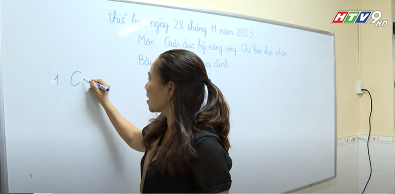 CHO CON NIỀM VUI MỖI NGÀY: Chuyện cô giáo chọn cuộc đời gắn bó với trẻ tự kỷ, chậm phát triển