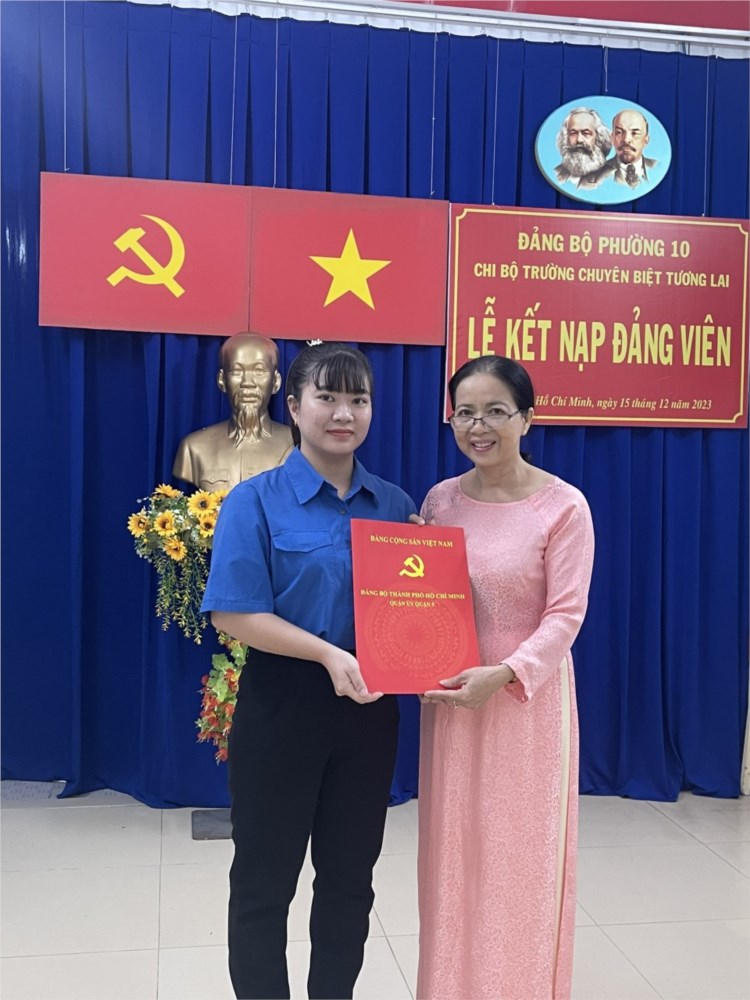 <a href="/tin-tuc-su-kien/le-ket-nap-dang/ct/48355/493319">Lễ kết nạp đảng</a>