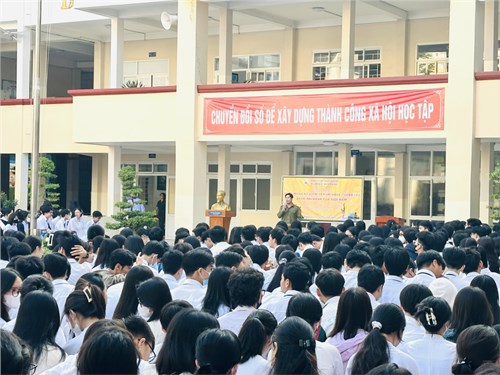 [TỔ TD-QP] Ngoại khóa:  Chào mừng kỷ niệm 79 năm ngày thành lập Quân đội nhân dân Việt Nam (22/12/1944 - 22/12/2023) .