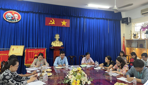 Chi bộ trường THPT Trần Phú kiểm điểm, đánh giá, xếp loại chất lượng đối với tổ chức Đảng, đảng viên và tập thể, cá nhân cán bộ lãnh đạo, quản lý năm 2023