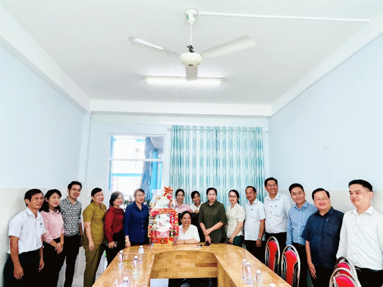 Trường Chuyên biệt Bình Minh hân hạnh được đón tiếp các đoàn lãnh đạo, đại biểu, khách quý tới thăm và chúc Tết tập thể sư phạm nhà trường nhân dịp Xuân Giáp Thìn 2024