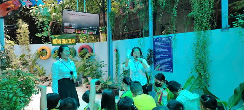 Buổi tuyên truyền giáo dục về chủ đề   Phòng chống cháy nổ  trong sinh hoạt dưới cờ của trường Giáo dục Chuyên biệt Niềm Tin.