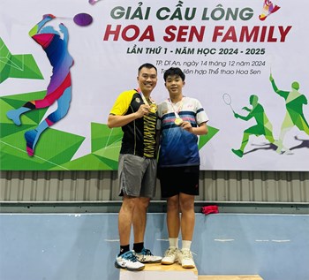 Thầy và trò Trường Phổ thông Năng khiếu Thể thao Olympic đạt quán quân tại Giải cầu lông Hoa Sen Family