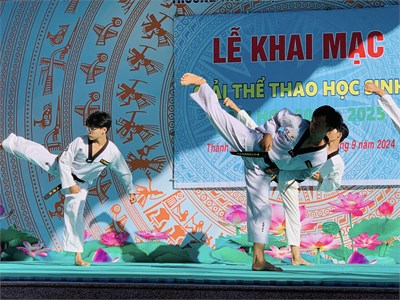 Lễ khai mạc giải thể thao học sinh năm học 2024 - 2025
