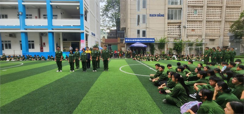 Hội thao quốc phòng trường thpt bùi thị xuân quận 1: khơi dậy niềm tự hào dân tộc