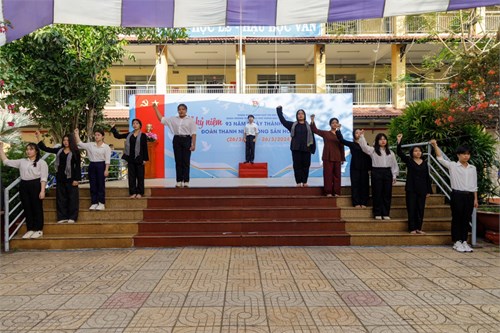 Kỷ niệm 93 năm ngày thành lập đoàn tncs hồ chí minh (26/3/1931 - 26/3/2024)