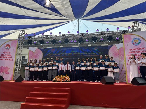 Hội trại truyền thống 9/1