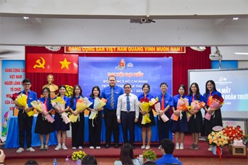 Đại hội Đại biểu Đoàn TNCS Hồ Chí Minh Trường THPT Hàn Thuyên nhiệm kỳ 2024 – 2025