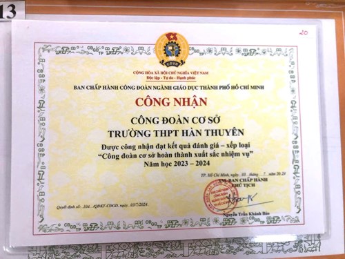Công đoàn cơ sở Trường THPT Hàn Thuyên được công nhận  Công đoàn cơ sở hoàn thành xuất sắc nhiệm vụ  năm học 2024-2025