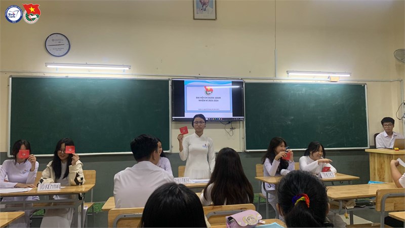 Các Quyết định ngày 27/10/2023 của Ban Chấp hành Đoàn Trường về việc công nhận các Ban Chấp hành Chi đoàn