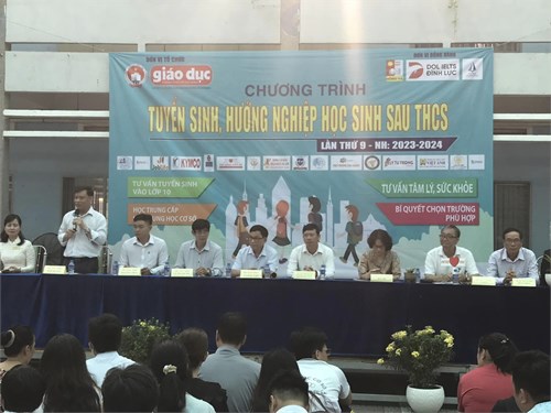 Chương trình hướng nghiệp, tuyển sinh học sinh sau thcs