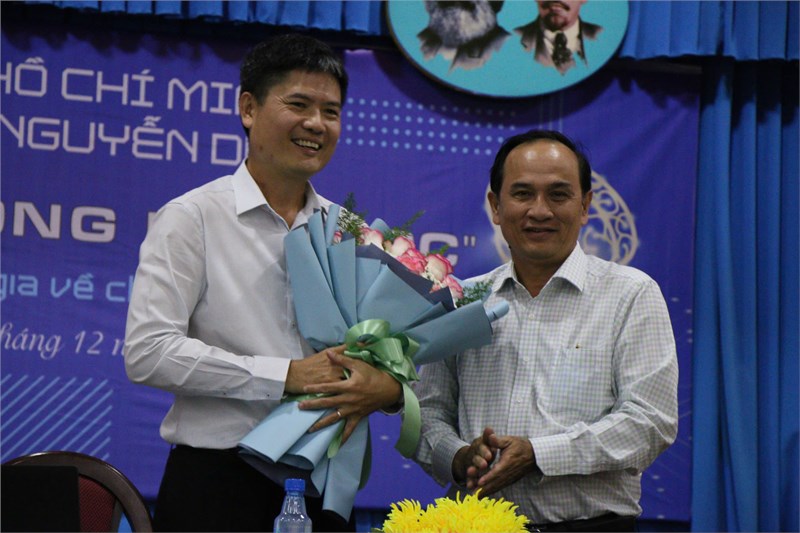Ứng dụng AI vào dạy học