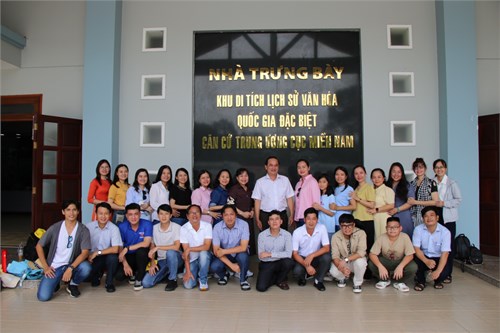Chương trình về nguồn và tổ chức Lễ Kết nạp đảng viên của Chi bộ trường THPT Nguyễn Du tại khu căn cứ Trung ương Cục miền Nam tại huyện Tân Biên, tỉnh Tây Ninh.