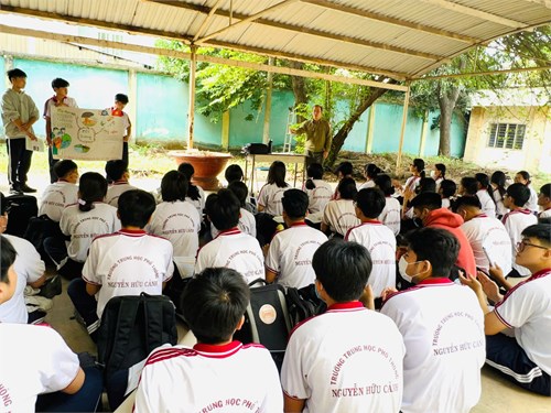 Tổ giáo dục quốc phòng an ninh

hoạt động nghiên cứu bài học cho học sinh khối 11

học kỳ i - năm học 2024 – 2025

bài 4:

một số vấn đề về vi phạm pháp luật bảo vệ môi trường