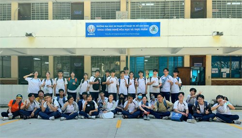 Ngoại khóa Tổ Tin học  Một ngày làm sinh viên Trường Đại học Sư phạm kỹ thuật thành phố Hồ Chí Minh 