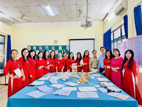 Dạy học theo dự án  Lớn lên cùng sách  - Cô Nguyễn Thị Thu Phương - giáo viên tổ Ngữ văn