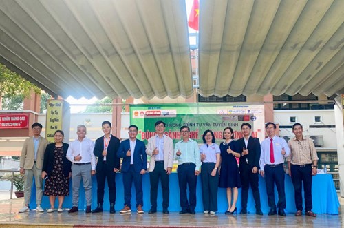 Chương trình Tư vấn Tuyển sinh “Đúng ngành nghề, sáng tương lai” lần thứ 16 năm học 2023 – 2024