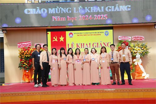 Tập Thể Tổ Tiếng Anh Hoàn Thành Xuất Sắc Nhiệm Vụ Năm Học 2023 – 2024