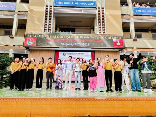 Chương trình sân khấu học đường năm 2024
