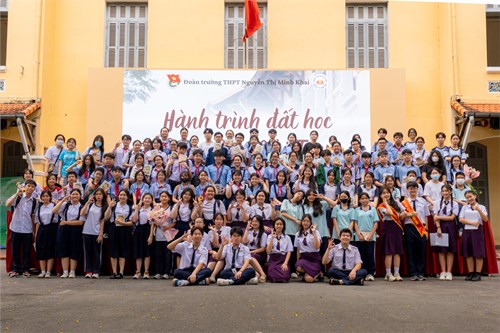 Hành trình đất học Quận 3 năm học 2023 - 2024 tại trường THPT Nguyễn Thị Minh Khai - “Miki Tour”