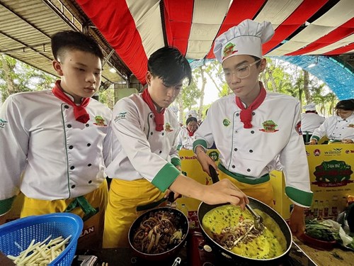 Trường THPT Nguyễn Văn Cừ đạt giải khuyến khích hội thi Đầu bếp trẻ năm học 2023-2024