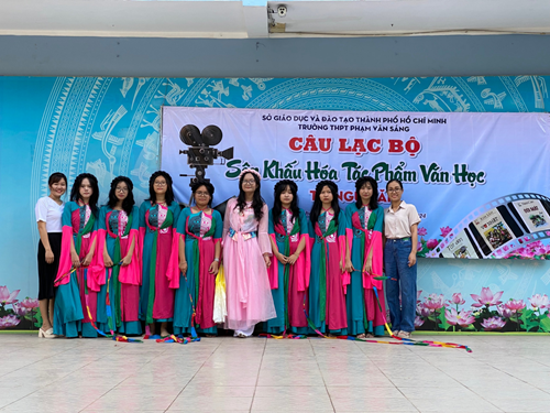 Hoạt động câu lạc bộ tổ ngữ văn 2024
