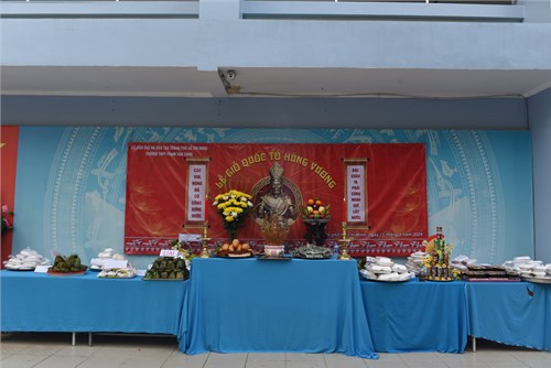 Nhà trường tổ chức lễ Giỗ Tổ Mùng 10 Tháng 3 năm 2014