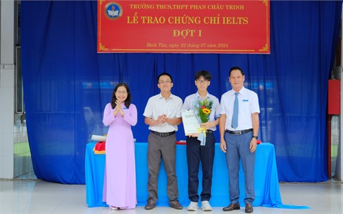 Lễ trao chứng chỉ IELTS đợt 1