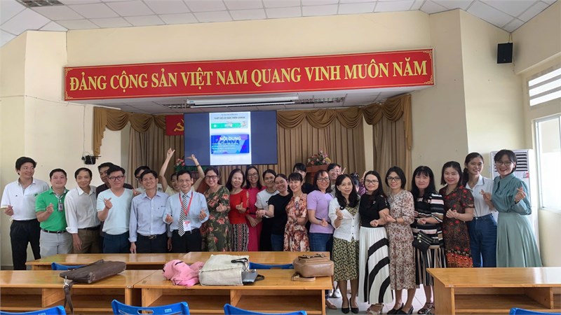 Hoạt động nâng cao nghiệp vụ cho giáo viên thpt phan đăng lưu